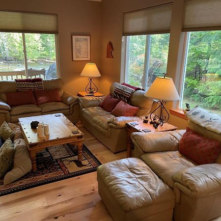 Cozy Riverfront Retreat 莱文沃思 外观 照片